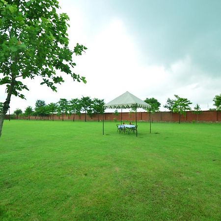 Aaram Baagh Agra Hotel Exterior photo