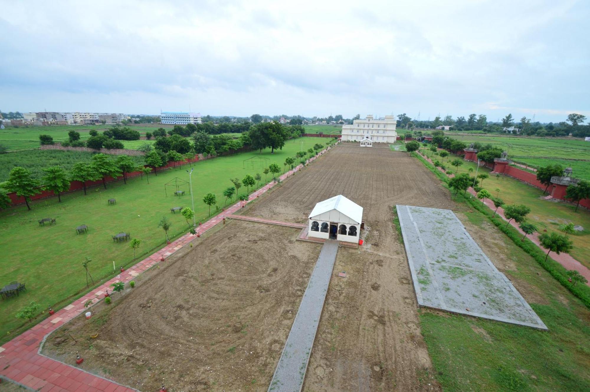 Aaram Baagh Agra Hotel Exterior photo