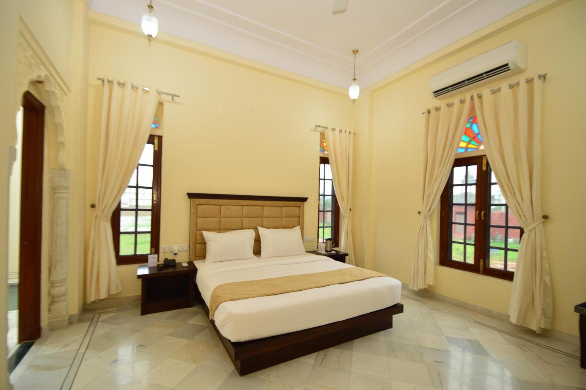Aaram Baagh Agra Hotel Exterior photo