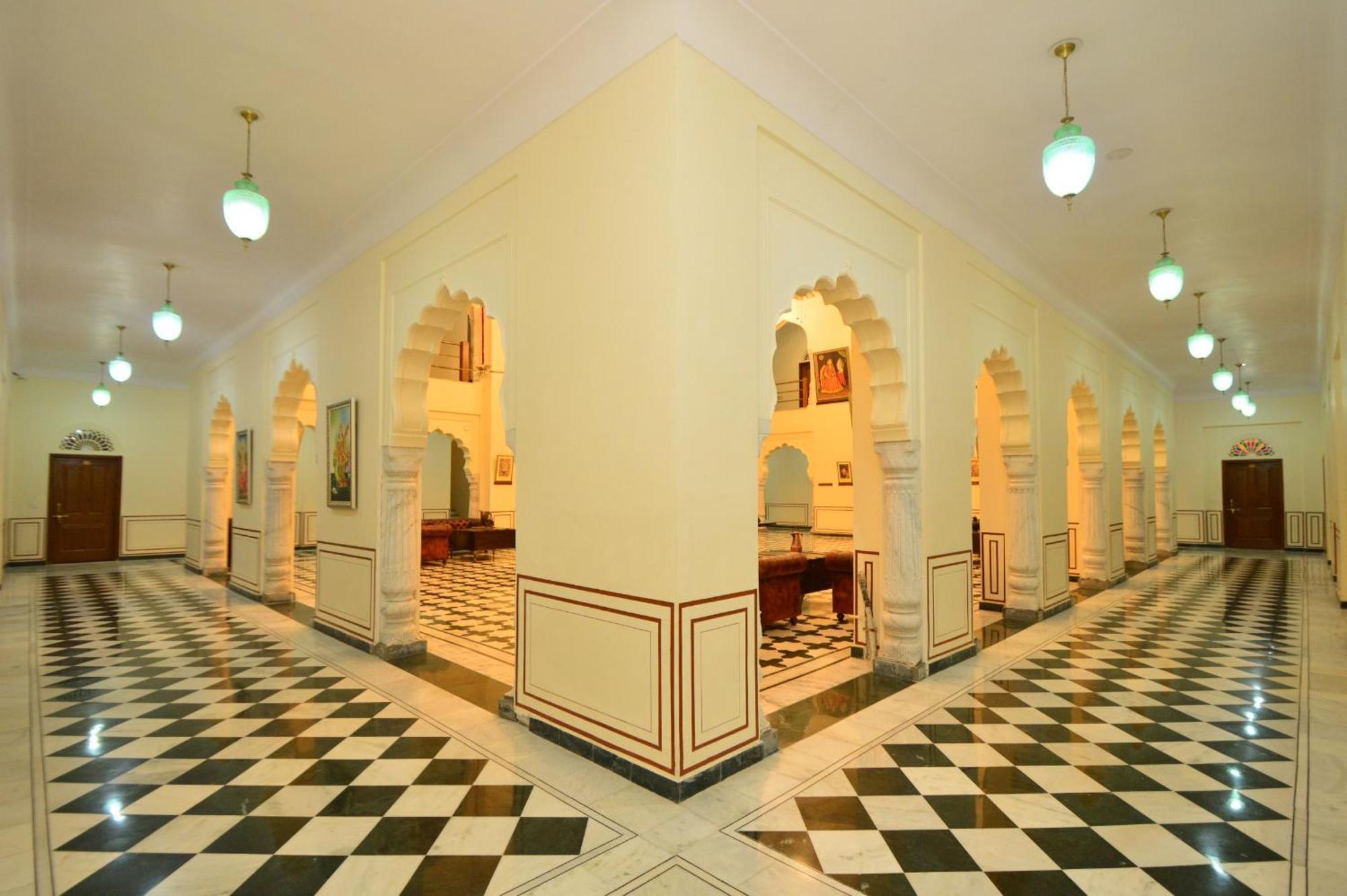 Aaram Baagh Agra Hotel Exterior photo